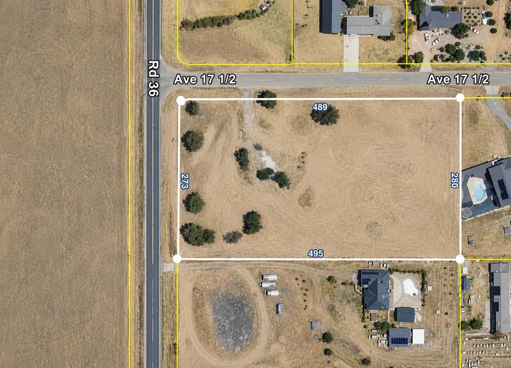 Image 8 of property listing at 36058 Avenue 17 1/2, Madera, CA 93636
