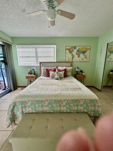 12 Lake Vista Trl Apt 201, Port St Lucie, FL 34952