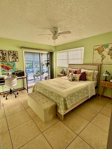 12 Lake Vista Trl Apt 201, Port St Lucie, FL 34952