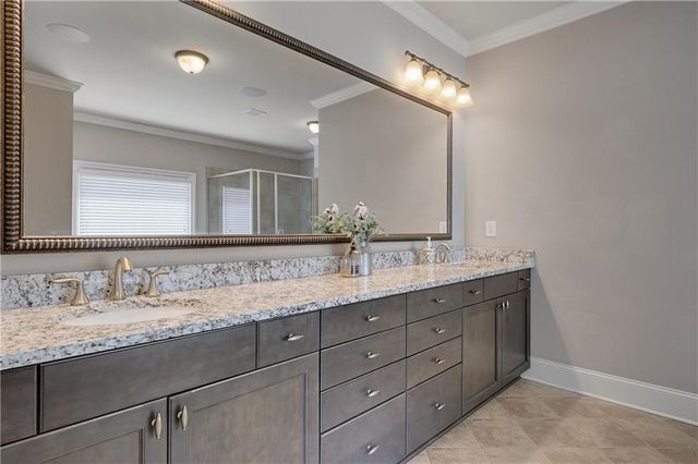 940 Lake Charles Drive, Roswell, GA 30075