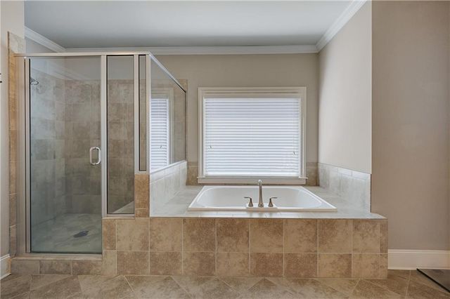 940 Lake Charles Drive, Roswell, GA 30075