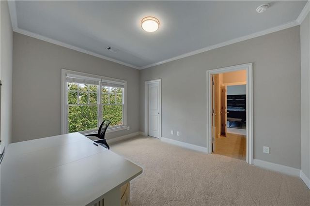 940 Lake Charles Drive, Roswell, GA 30075