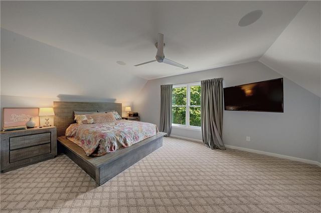 940 Lake Charles Drive, Roswell, GA 30075