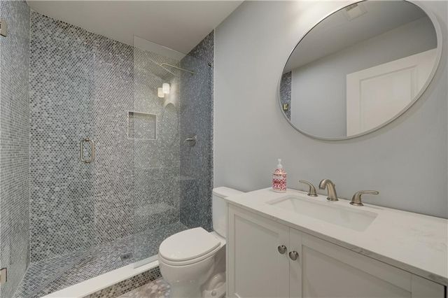 940 Lake Charles Drive, Roswell, GA 30075