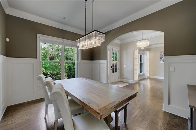 940 Lake Charles Drive, Roswell, GA 30075
