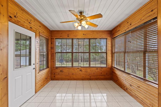 311 Peppertree, Village Mills, TX 77663