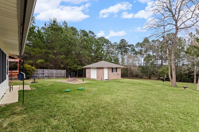 311 Peppertree, Village Mills, TX 77663