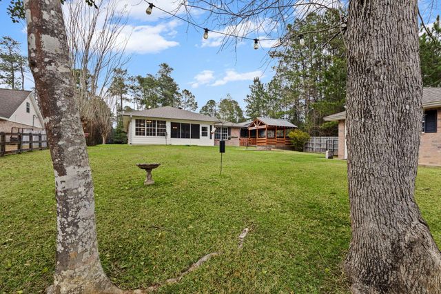 311 Peppertree, Village Mills, TX 77663