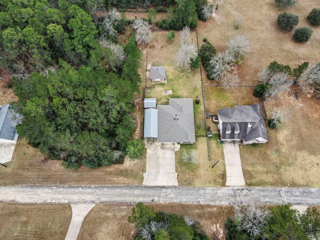 311 Peppertree, Village Mills, TX 77663