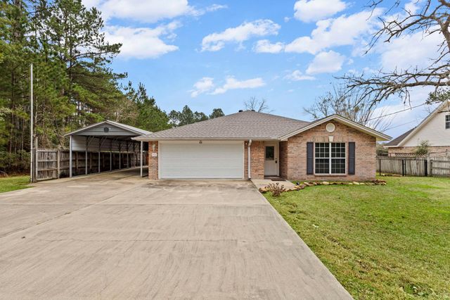 311 Peppertree, Village Mills, TX 77663