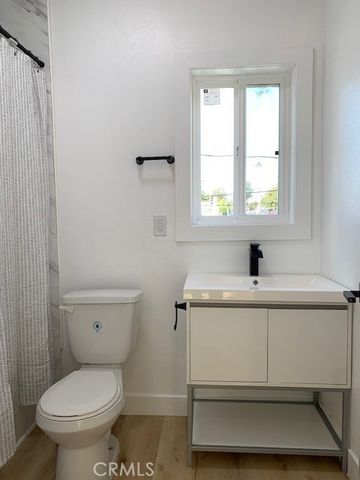 247 N New Hampshire, Los Angeles, CA 90004