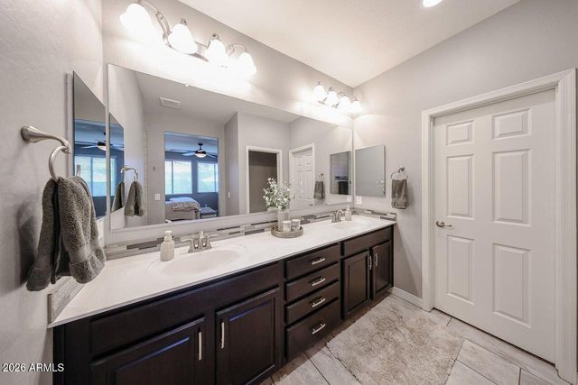 10049 W ANGELS Lane, Peoria, AZ 85383