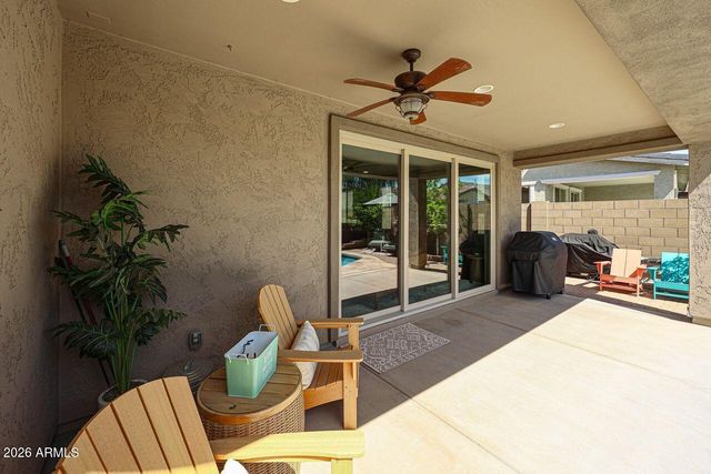 10049 W ANGELS Lane, Peoria, AZ 85383