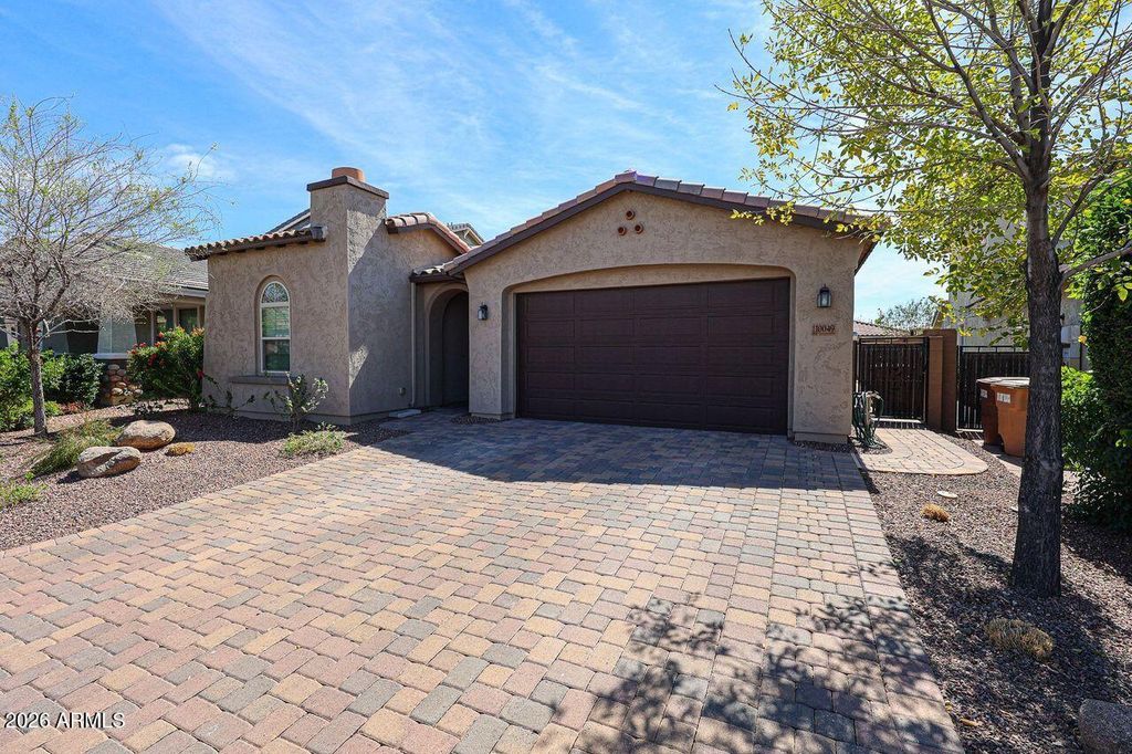 10049 W ANGELS Lane, Peoria, AZ 85383
