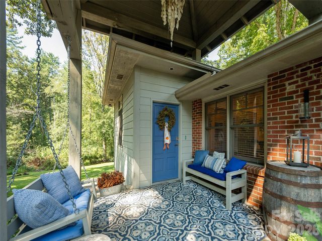 275 S Rugby Road, Hendersonville, NC 28791