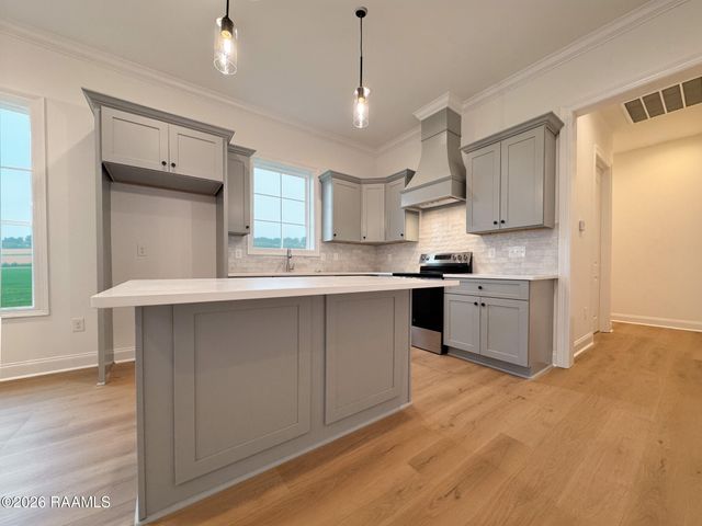 302 Cypress Ridge Drive, New Iberia, LA 70563