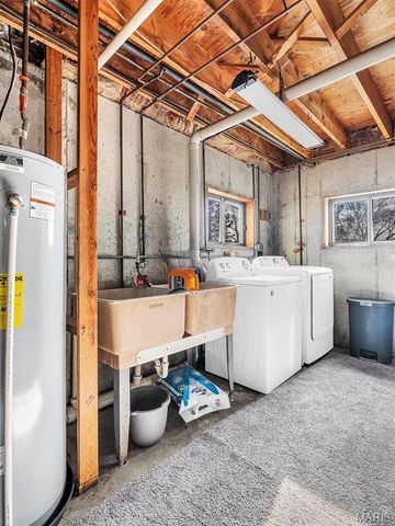 2657 Highway N, Pacific, MO 63069