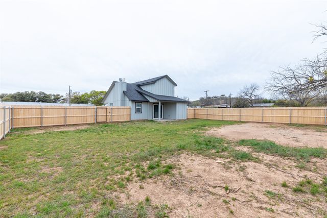 708 W 1st Street, Coleman, TX 76834