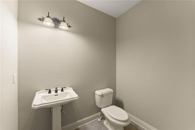 1178 Antrim Glen Drive, Hoschton, GA 30548