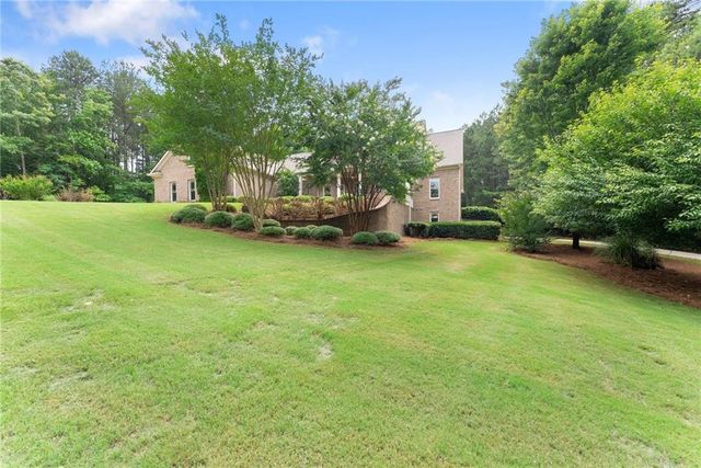 1178 Antrim Glen Drive, Hoschton, GA 30548