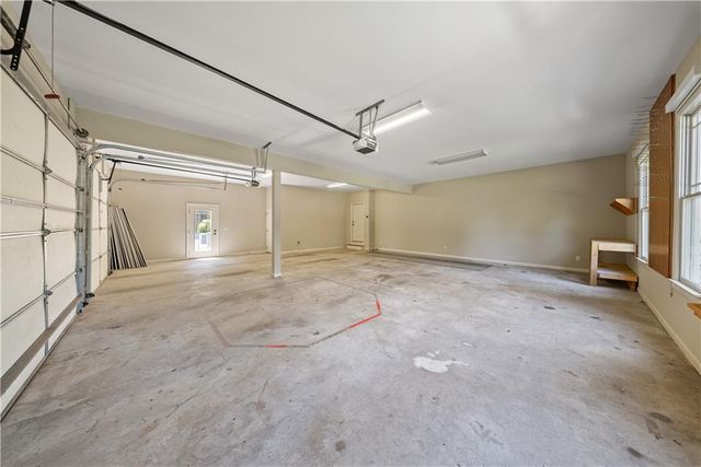 1178 Antrim Glen Drive, Hoschton, GA 30548