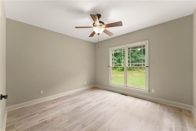 1178 Antrim Glen Drive, Hoschton, GA 30548