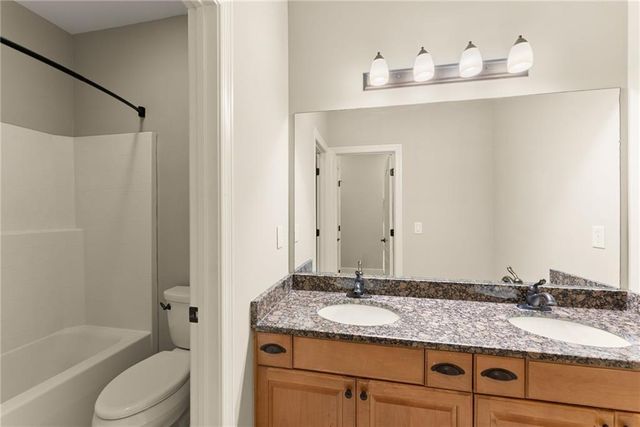 1178 Antrim Glen Drive, Hoschton, GA 30548