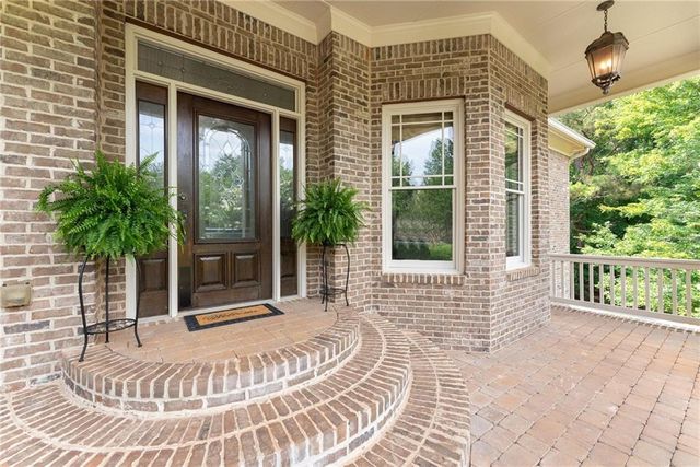 1178 Antrim Glen Drive, Hoschton, GA 30548