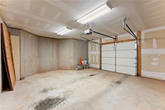 1178 Antrim Glen Drive, Hoschton, GA 30548