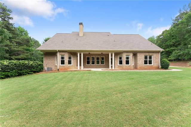 1178 Antrim Glen Drive, Hoschton, GA 30548