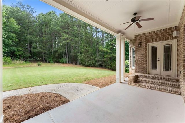 1178 Antrim Glen Drive, Hoschton, GA 30548