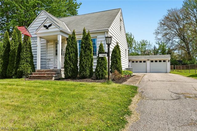 338 N Rocky River Drive, Berea, OH 44017