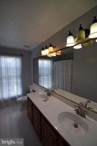 9544 OAKENSHAW DR, Manassas, VA 20110