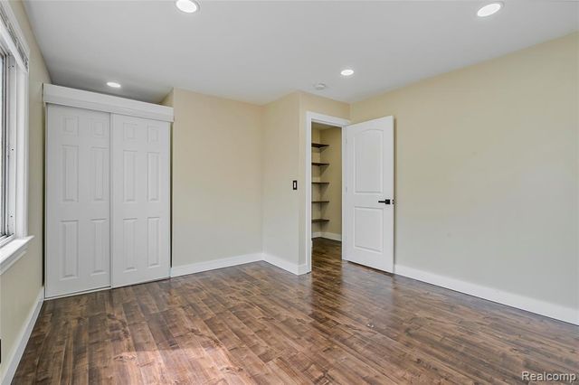 32565 Mason Street, Westland, MI 48186
