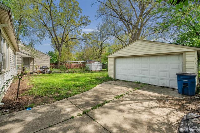 32565 Mason Street, Westland, MI 48186