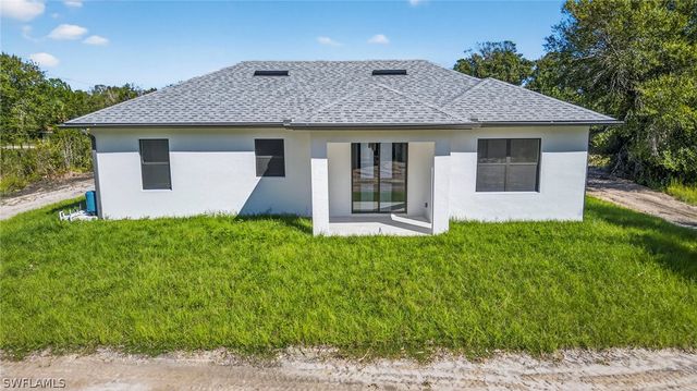 3260 60th AVE NE, Naples, FL 34120