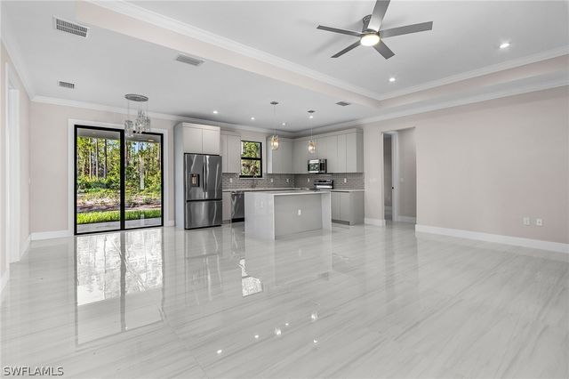 3260 60th AVE NE, Naples, FL 34120