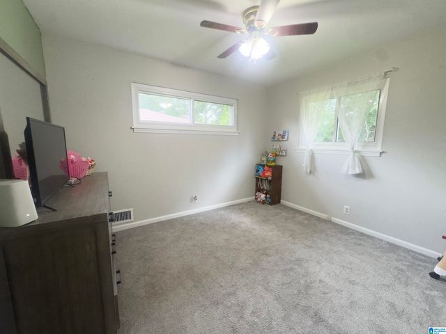 803 3RD STREET N, Clanton, AL 35045