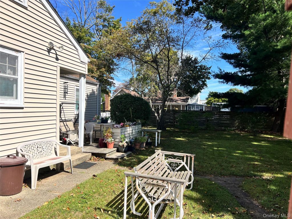 936 Union Street, Bohemia, NY 11716 — photo 4