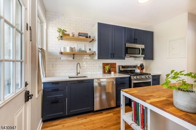 51 So. Park Street 302, Montclair Twp., NJ 07042