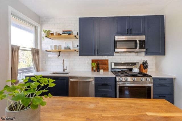 51 So. Park Street 302, Montclair Twp., NJ 07042