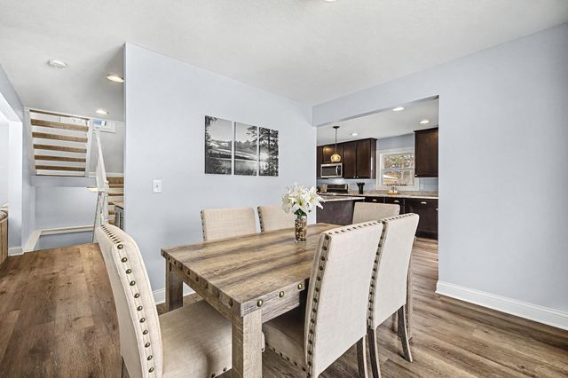 8046 Erie Spur, Chanhassen, MN 55317