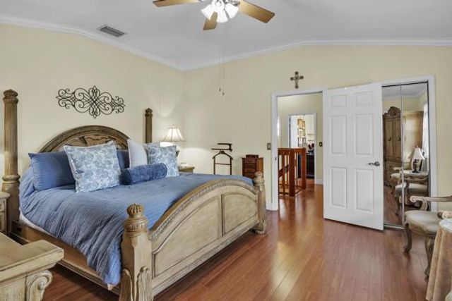 6431 Olde Moat Way, Davie, FL 33331