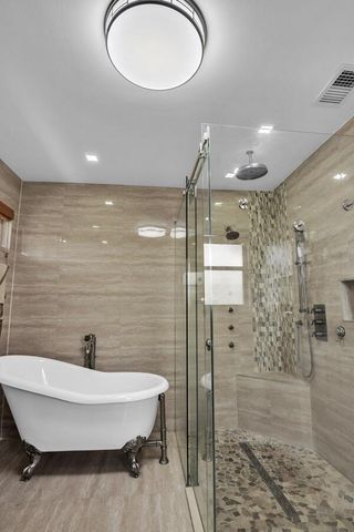 6431 Olde Moat Way, Davie, FL 33331