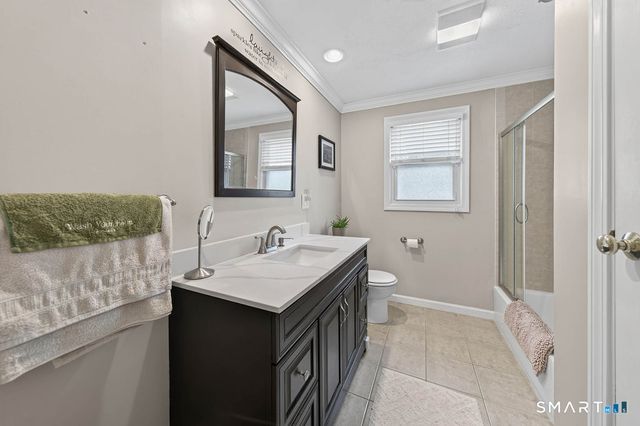 20 West End Avenue, Branford, CT 06405