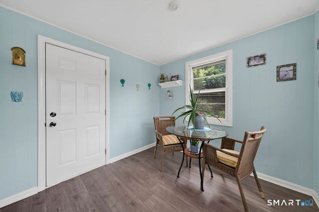 20 West End Avenue, Branford, CT 06405