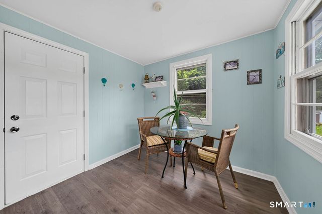 20 West End Avenue, Branford, CT 06405