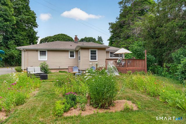 20 West End Avenue, Branford, CT 06405