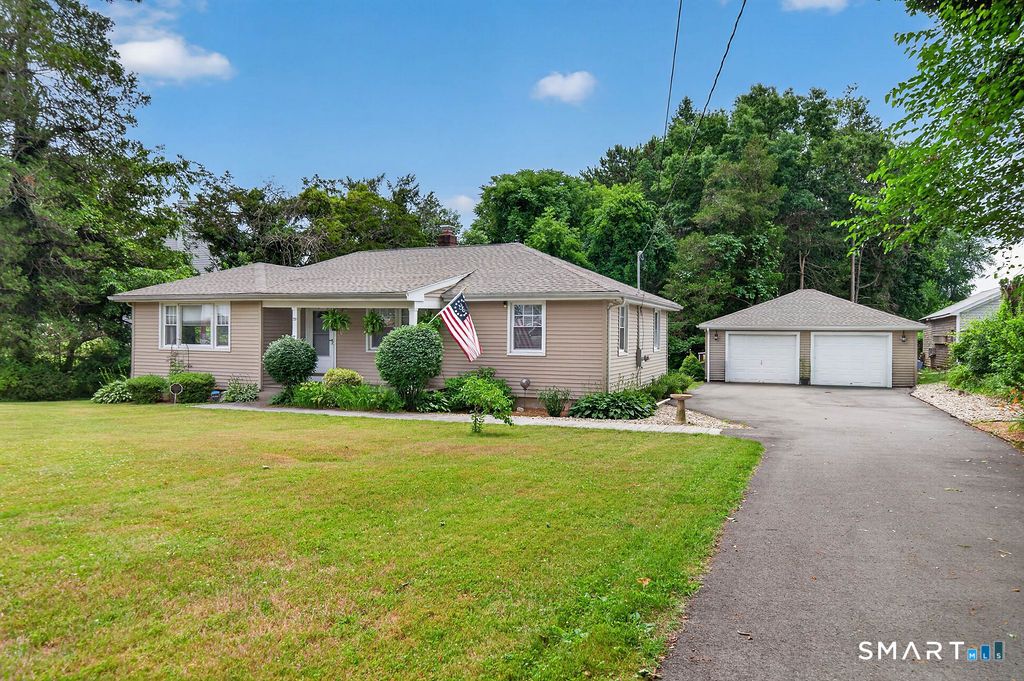 20 West End Avenue, Branford, CT 06405