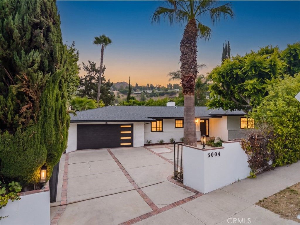 3004 Laurel Canyon Boulevard, Studio City, CA 91604 — exterior